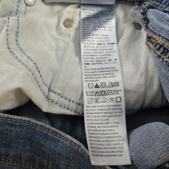 Levi's Jean Shorts Women's 28 Blue Medium Wash Mid Length Cuffed - Picture 6 of 12